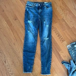 INC denim size 6 high rise skinny ripped jeans